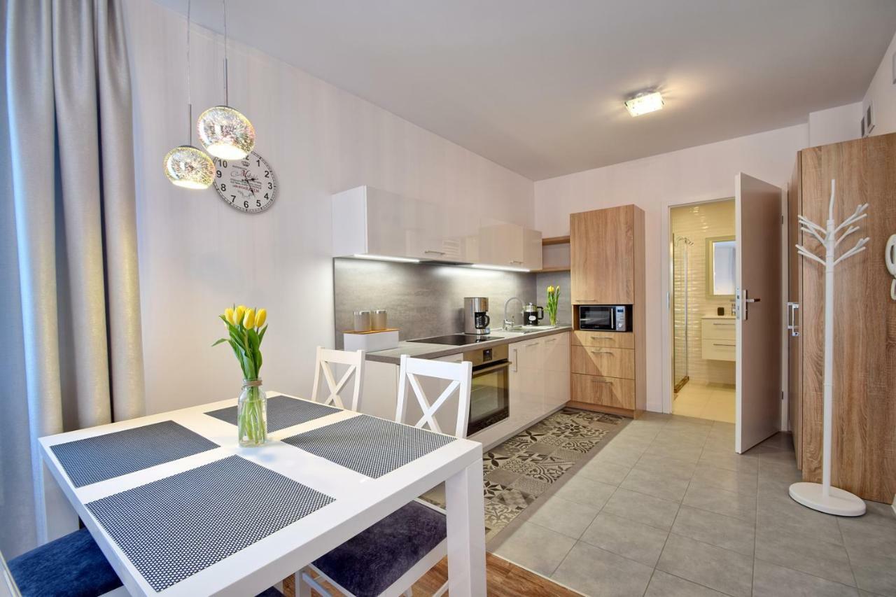 Blizej Morza 16 Premium Apartment Kolobrzeg Exterior photo